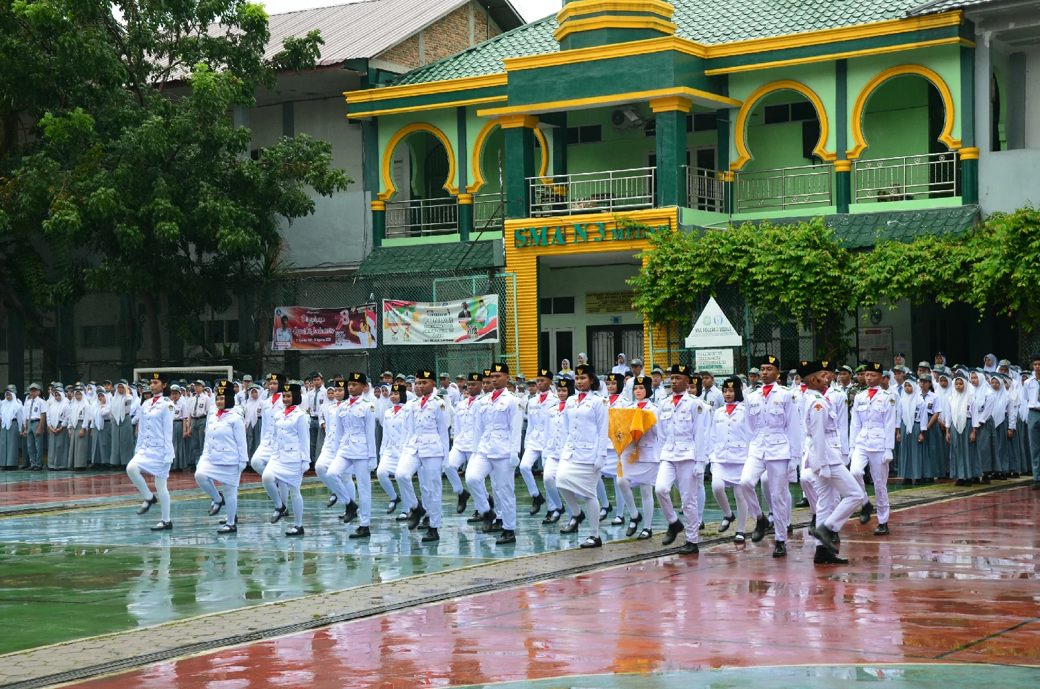 Gedung Sekolah yang Modern